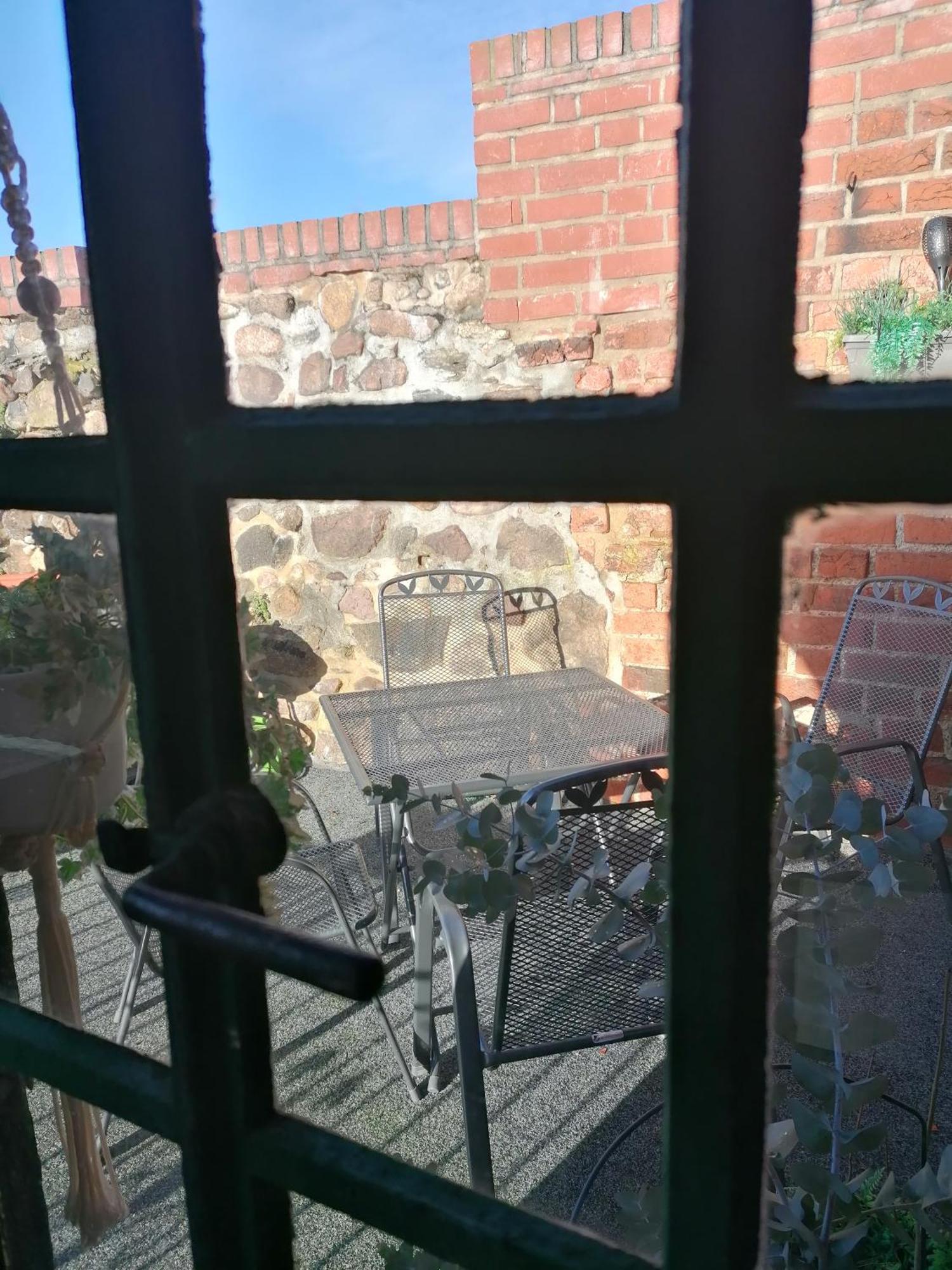 Ferienwohnung Im Wachturm Tangermünde エクステリア 写真
